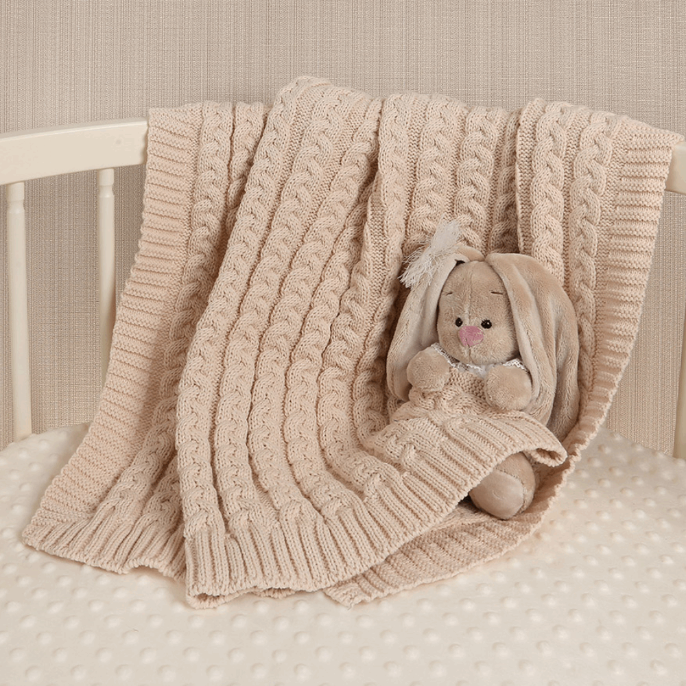 BABY ESSENTIALS Warm Knitted Blanket